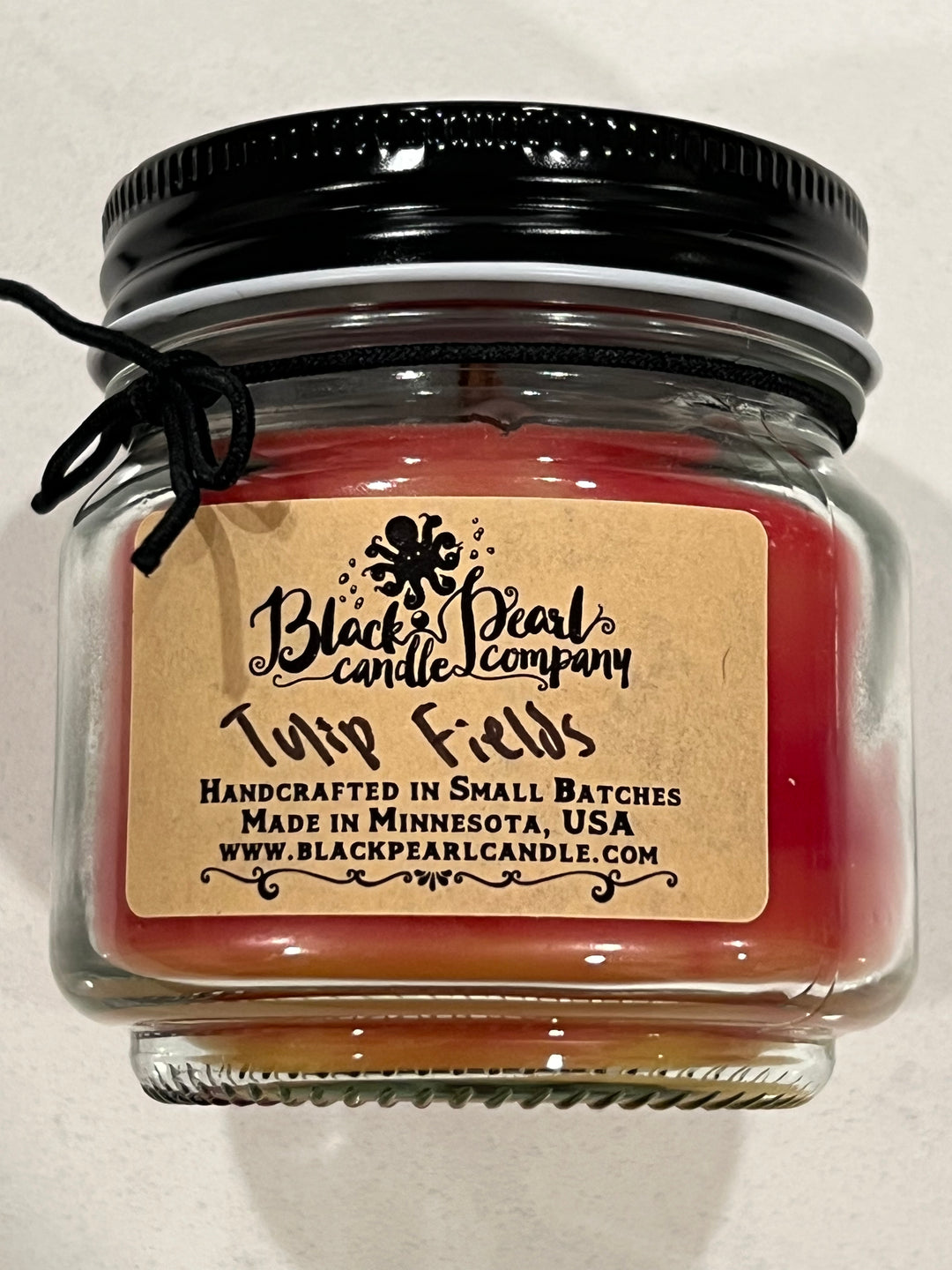 Tulips Fields candle with wood wick in 8oz mason jar, floral spring scent for home decor