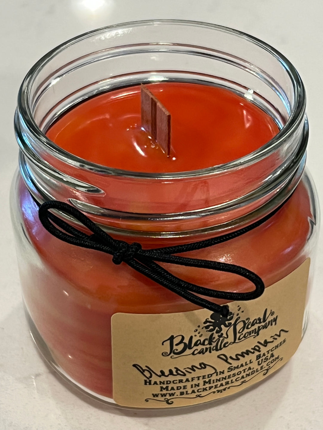 Bleeding Pumpkin – 8 oz Candle with Wood Wick – Cinnamon & Spiced Pumpkin Scent